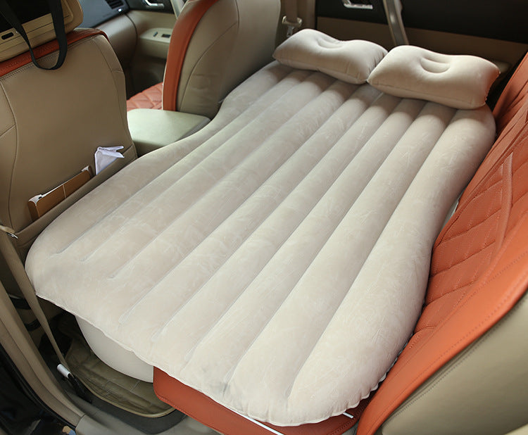 Cama inflable con forma de coche – Acolchada y portátil.
