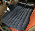 Cama inflable con forma de coche – Acolchada y portátil.